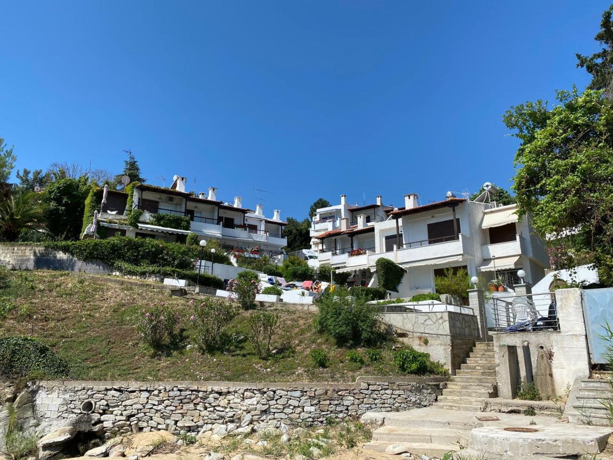 Irini Seaside Apartment PalaiónTsiflíkion المظهر الخارجي الصورة