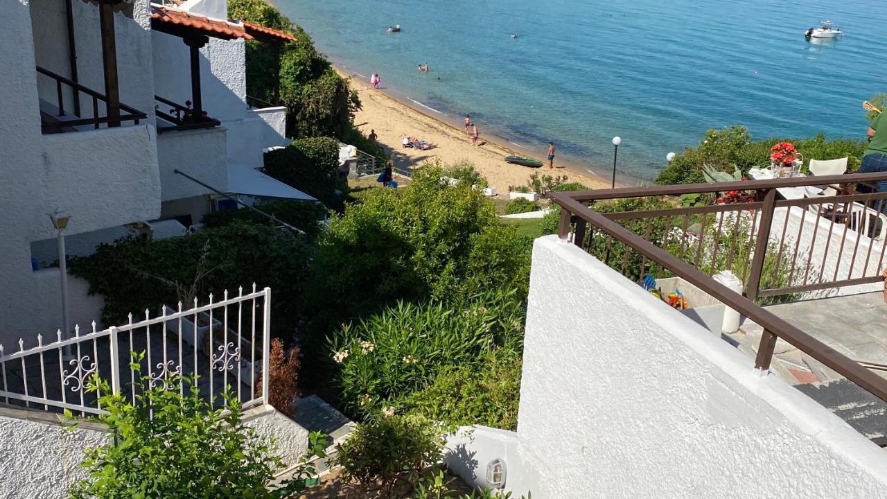 Irini Seaside Apartment PalaiónTsiflíkion المظهر الخارجي الصورة