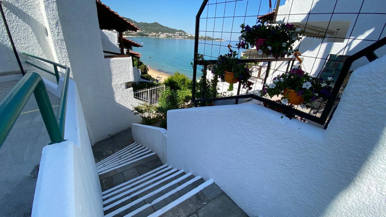Irini Seaside Apartment PalaiónTsiflíkion المظهر الخارجي الصورة