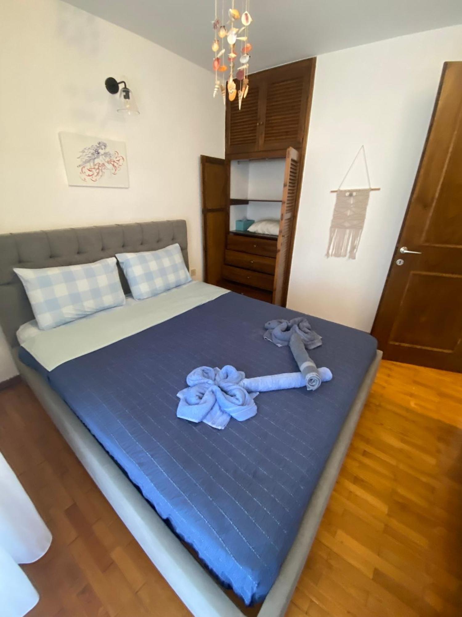 Irini Seaside Apartment PalaiónTsiflíkion المظهر الخارجي الصورة